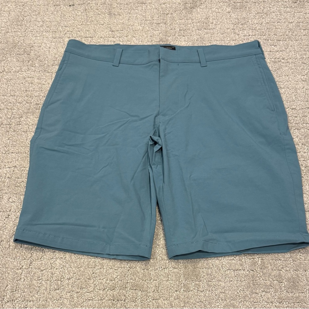 J. Crew Blue Flat Front Stretch Shorts - 34